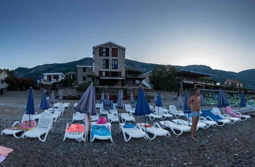 Apartments Galija Petrovac Exterior photo